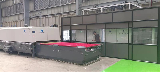 Specially designed glass tempering furnace for home appliances glass making as refrigerator glass with max. Glass size 1500x3660mm for 3-19mm tempered glass processing 